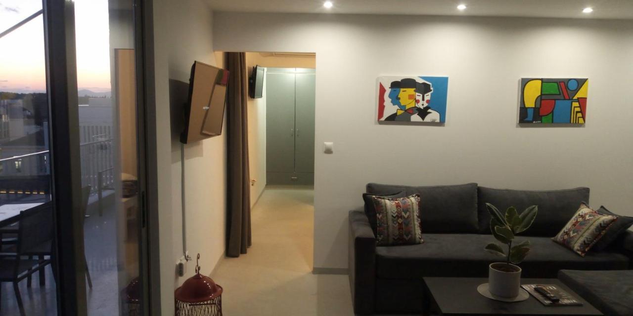 Parthenon And Syntagma Square View Apartment Athena Bagian luar foto